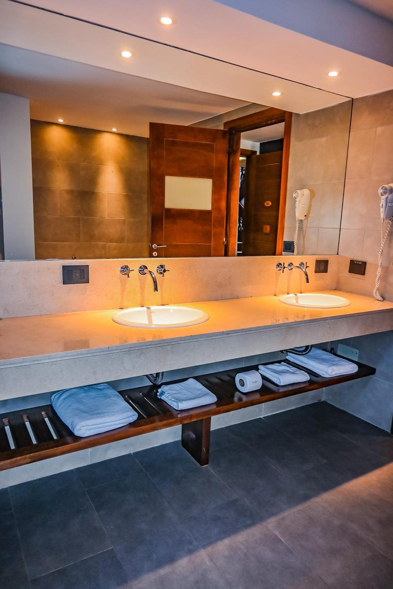 Hotel & Spa La Cheminee San Martín de los Andes 외부 사진