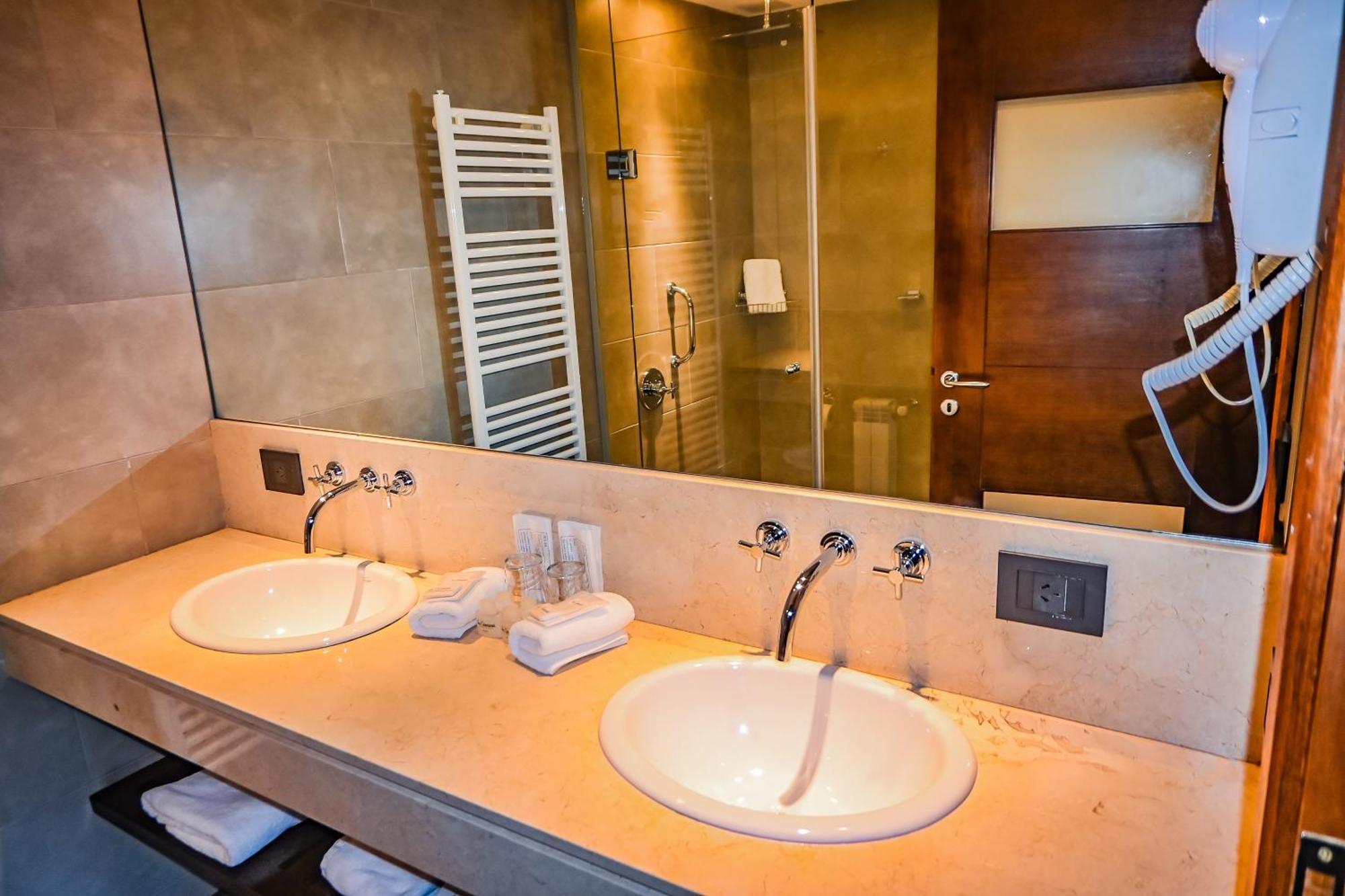 Hotel & Spa La Cheminee San Martín de los Andes 외부 사진